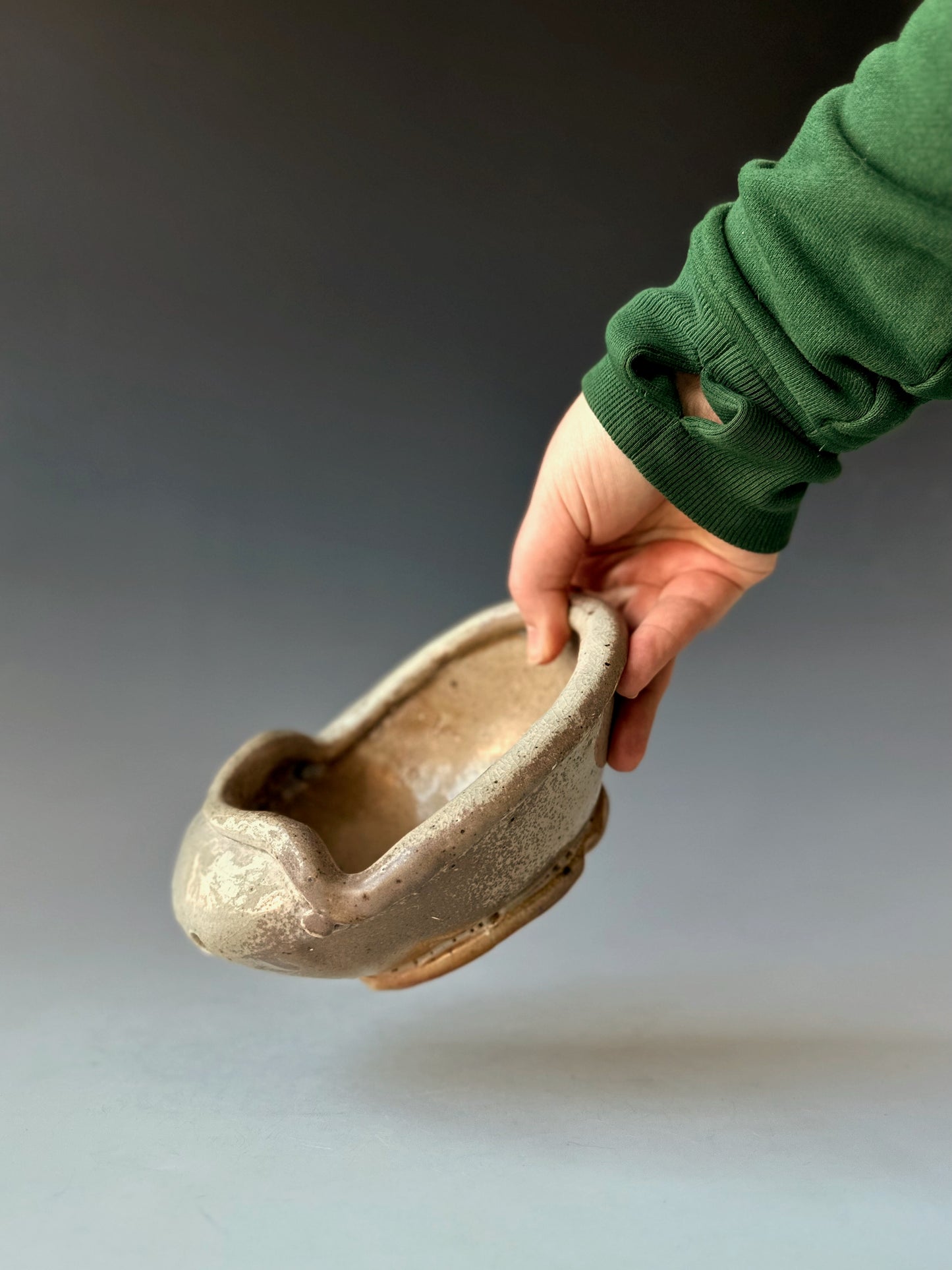 Slipper Berry Bowl